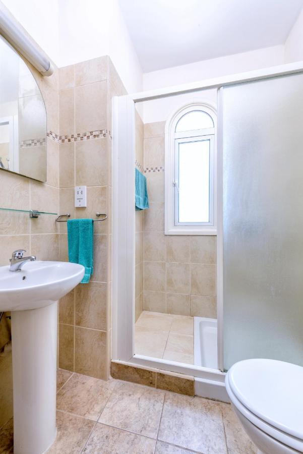Villa Irina Paralimni Ngoại thất bức ảnh